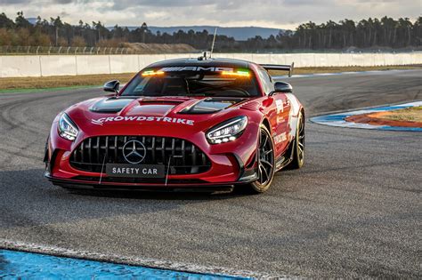 Neues Official Fia F Safety Car Und Medical Car Von Mercedes Amg F R