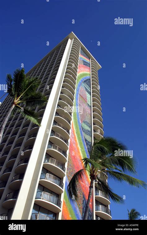 Rainbow Tower Hilton Hawaiian Village Beach Resort And Spa Waikiki Beach