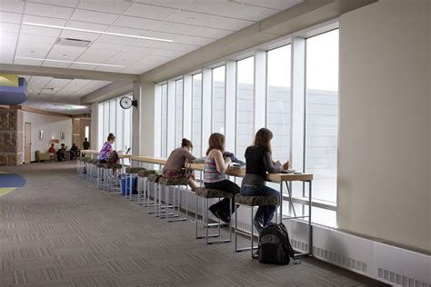 Madison College Truax Campus Wi Demco Interiors Library Design