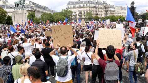 Rassemblements Anti Pass Sanitaire 161000 Manifestants En France