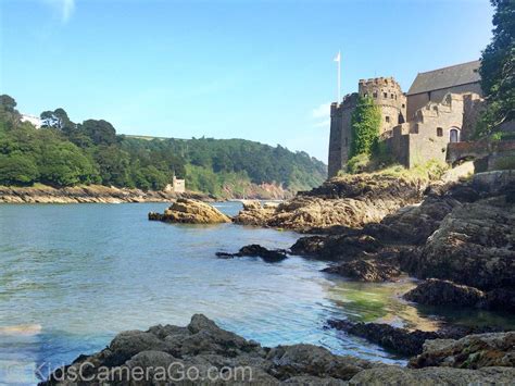 Dartmouth Castle - Kids Camera Go