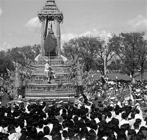 ThailandsHistoria se Historien om thailand Kung Bhumibols kröning