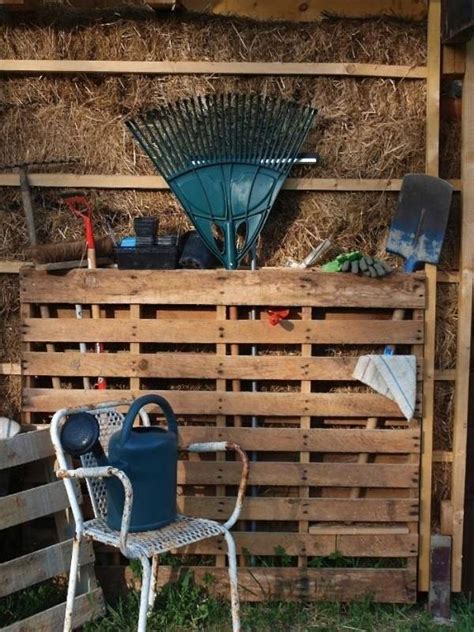 Ideas For Creative Use Of Wooden Pallets In The Garden