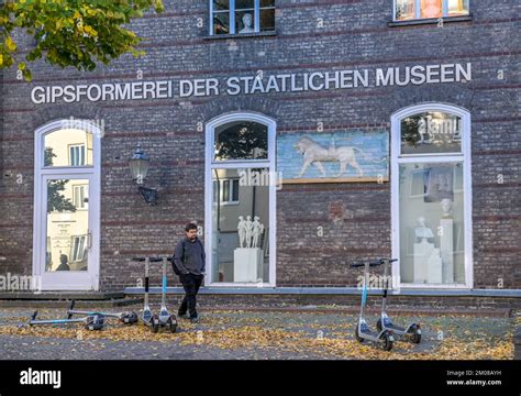 Gipsformerei der staatlichen Museen Sophie Charlotten Straße