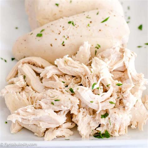 how long to boil 2 chicken breasts