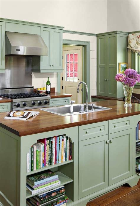 Farm Cottage Style Traditional Kitchen With Sage Green Cabinets The