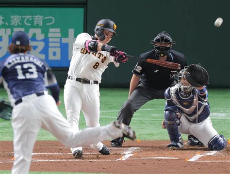 【巨人】丸佳浩が初回先頭打者ホームラン 今季初のマルポーズ スポーツ報知