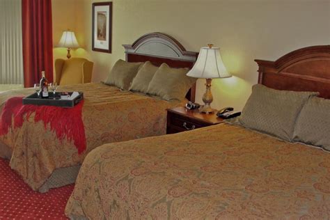 6 Best Hotels in Palisade, Colorado - Uncover Colorado