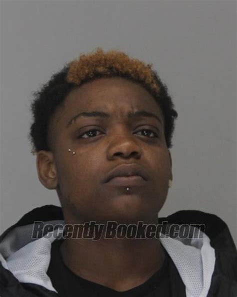 Recent Booking Mugshot For Dominique Matts In Dallas County Texas