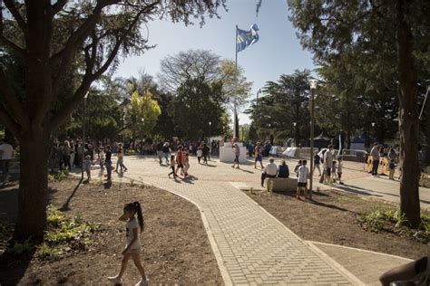 Conocé la nueva plaza Cabral Municipalidad Tres de Febrero