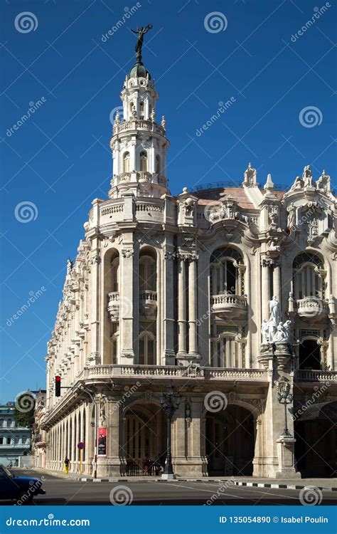 El Gran Teatro De La Habana Alicia Alonso En La Habana En Cuba Imagen