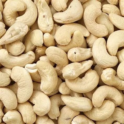 White Natural Wholes Manglore Cashew W Packed Packaging Size