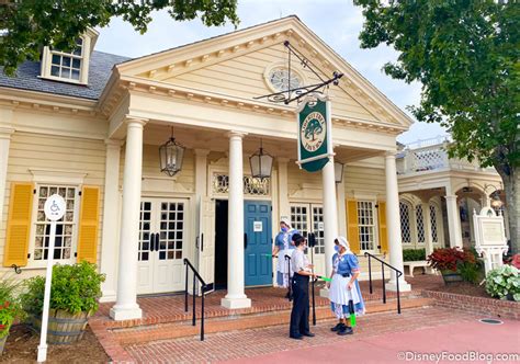 Liberty Tree Tavern | the disney food blog