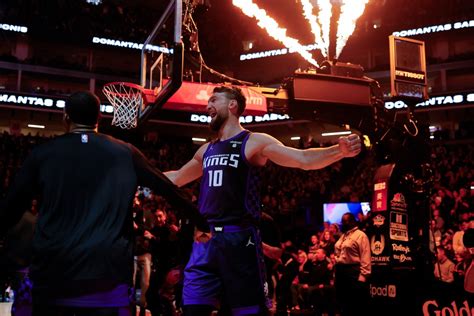 Le Mvp De La Nuit Domantas Sabonis La Triple Menace Basket Usa