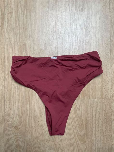 Bikini Hose Highwaist Gebraucht in Meilen für CHF mit Lieferung auf Ricardo kaufen
