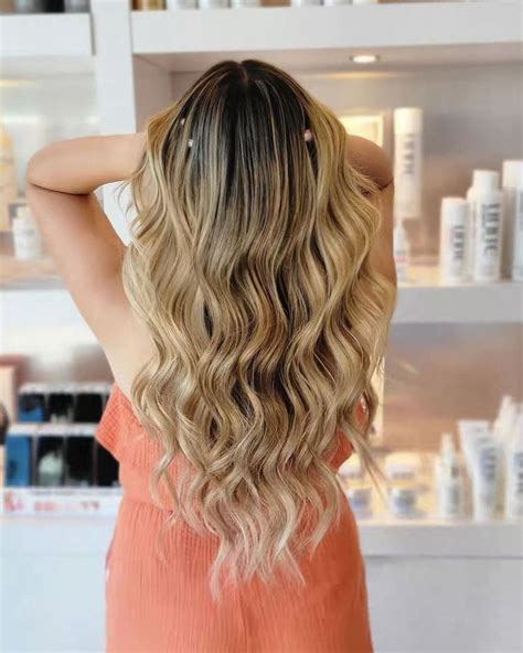 18 Cute And Comfortable Hairstyles For Hot Weather
