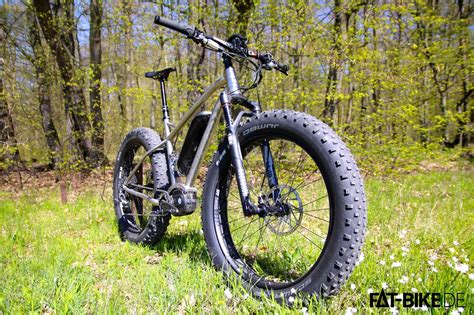 E Lom Titan E FATBike 4point8 Im Test FAT Bike De