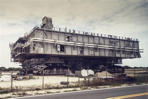 Nasa Crawler Transporter The Massive Crawler Transporter W Flickr