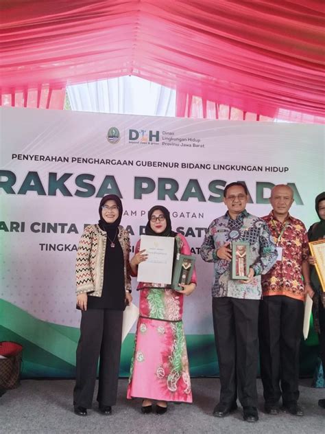 Pemkab Bandung Kembali Raih Penghargaaan Raksa Prasada Majalah Hibar