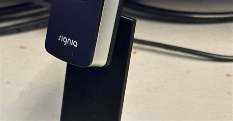 Signia Streamline mic stand par Erlend Téléchargez gratuitement un