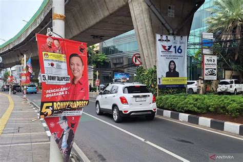 Kementerian Bawaslu DKI Tertibkan Lebih Dari 11 Ribu Alat Peraga Kampanye