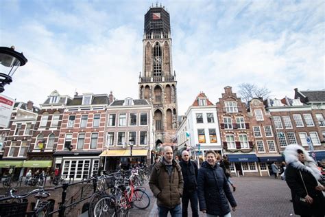 Huilen De Domtoren Wordt Binnenkort Voor Drie Jaar Helemaal