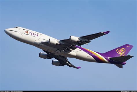 Hs Tgg Thai Airways International Boeing D Photo By Suparat