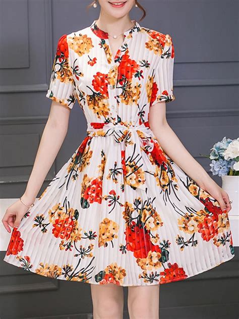 Fashionmia Fashionmia Split Neck Floral Printed Chiffon Skater Dress