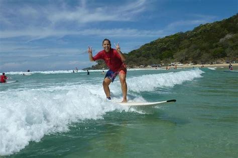 Rainbow Beach Surf School: 2 Hour Main Beach Surf Lesson 2024