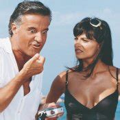 Super Vacanze Di Natale Sabrina Ferilli E Christian De Sica In Una