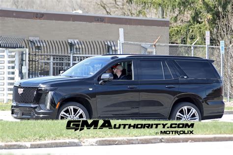 Cadillac Escalade Sport Black Raven Gba Prototype Spy Shots