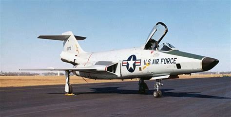 McDonnell F-101 Voodoo: Photos, History, Specification