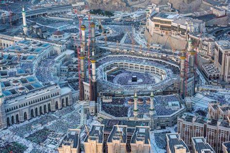 Jemaah Di Masjidil Haram Pada Malam 25 Ramadhan Tembus 15 Juta