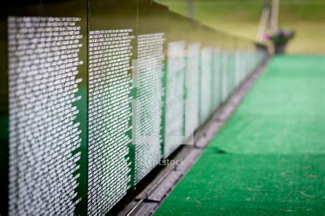 The vietnam wall memorial replica — Photo — Lightstock