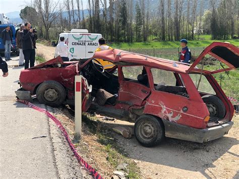 Burdur da trafik kazası 1 ölü 2 yaralı TGRT Haber