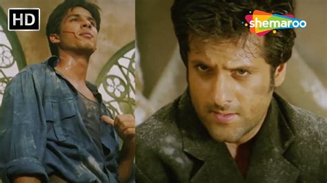 Shahid Kapoor And Fardeen Khan Fighting Scene Kareena Kapoor Fida