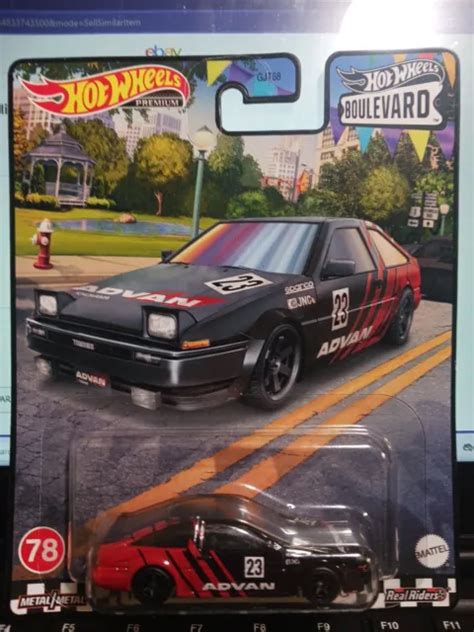 Hot Wheels Boulevard Toyota Ae Sprinter Trueno Advan Real Riders