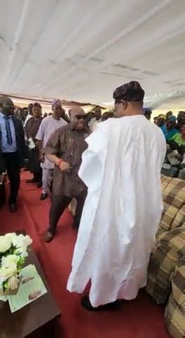 Aregbesola And Gov Adeleke Dance Celebration Youtube