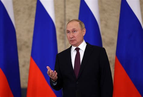 Putin Reconhece Tens O Nuclear Crescente Mas Descarta Ser O Primeiro A