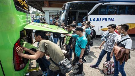 Mudik Lebaran Kemendes Pdtt Khawatirkan Covid Serbu Desa