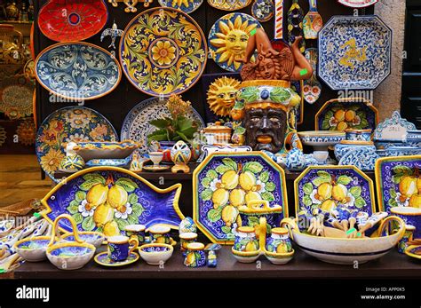 Souvenir shop, Taormina, Sicily, Italy Stock Photo - Alamy