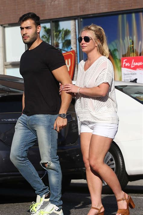 Britney Spears and boyfriend Sam Asghari - Arrives at Le Pain in ...