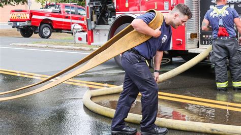 Saugus Ma Fire On Essex Street Nbc Boston