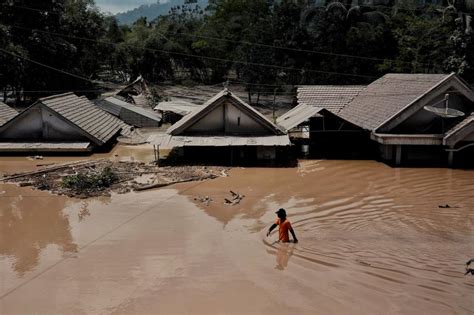 Korban Banjir Makassar Bertambah Total Jiwa Republika Online