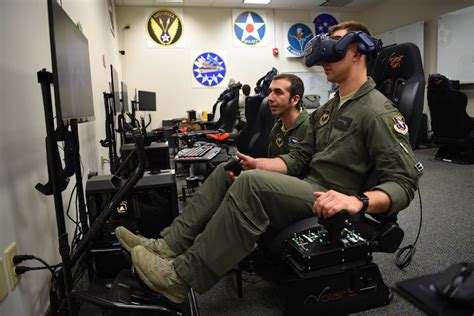 Innovation Flight Augments Pilot Training Through Vr Technology