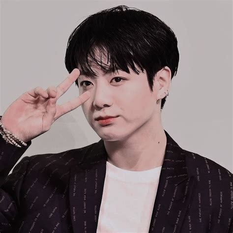 𝐈𝐂𝐎𝐍𝐒 ⋮ 정국 𝅭 𝐉𝐔𝐍𝐆𝐊𝐎𝐎𝐊 Pinterest ﹫izylisthetic Jungkook Bts