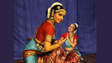 Abhang Abhir Gulaal Bharatanatyam By Anjana Ramesh Youtube