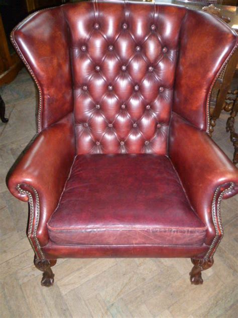 Antiques Atlas DEEP BUTTONED LEATHER WING ARMCHAIR