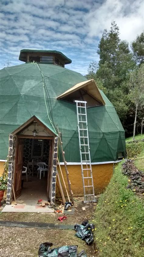 Pin De Pieter Van Nieuwenhuizen En Helix Zome Bamboo Huts Domos