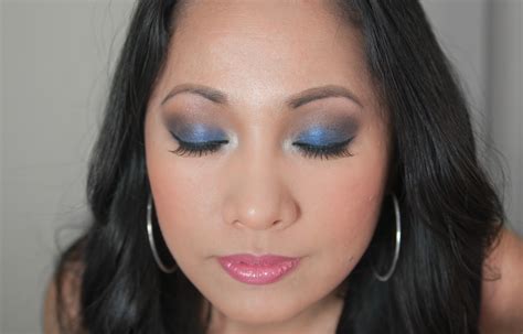 Illustration of Passion: Royal Blue Smokey Eye Tutorial